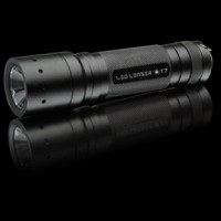 Zweibr�der LED LENSER� T7 LED Taschenlampe max....