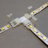 T-Connector für einfarbige LED Strips, Single Color Connector, Connector für 3528 LED Strips / Lötfreie Steckverbinder / 2 Polig,  8mm / T-Verbindung