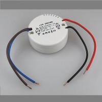 LED Netzteil / Trafo Spannungskonstant 0,5-12W, rund 230V...